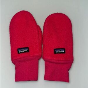 Patagonia Pink Fleece Mittens